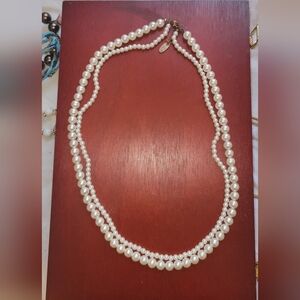 Elegant Pearl Necklace